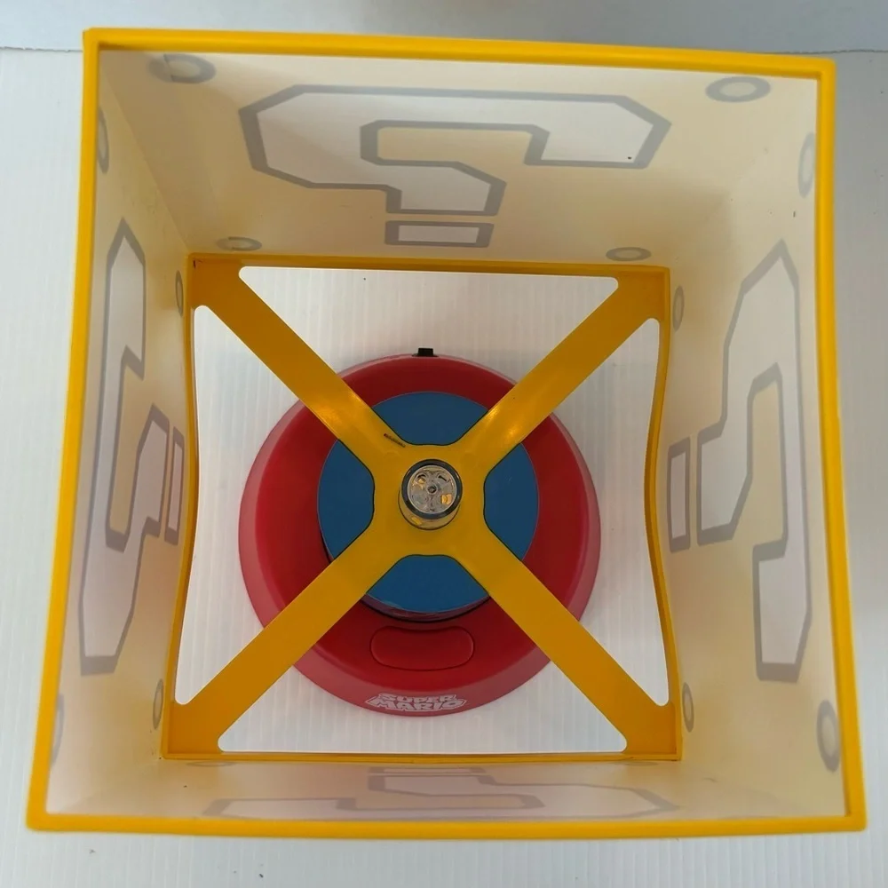 Paladone Super Mario Bros Icon Lamp with 3 Brightness Settings and Auto Shut Off